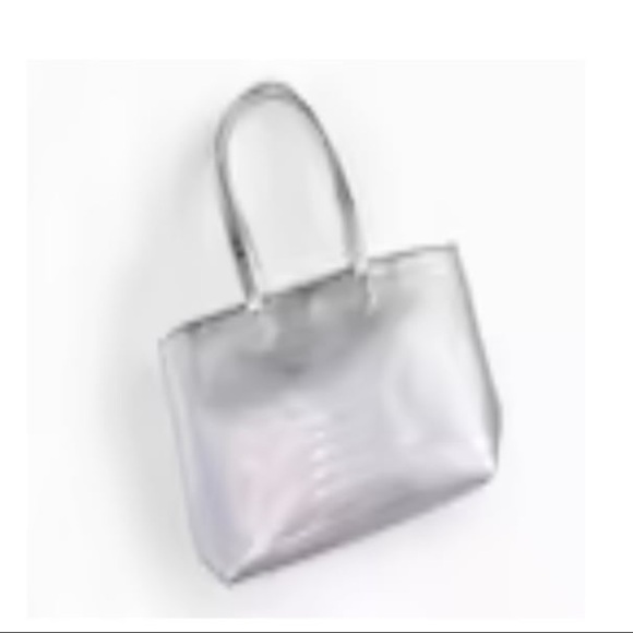 💛2/$25 Silver Ipsy Tote Bag - Picture 6 of 6